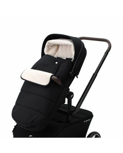 The Jiffle Wagon Voetenzak Black