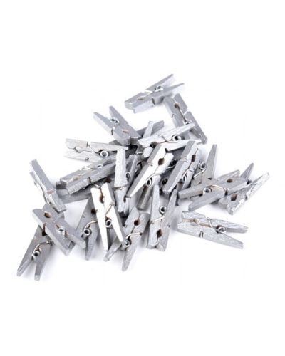 Kleine zilverkleurige wasknijpertjes om kaartjes op te hangen | BabyPlanet